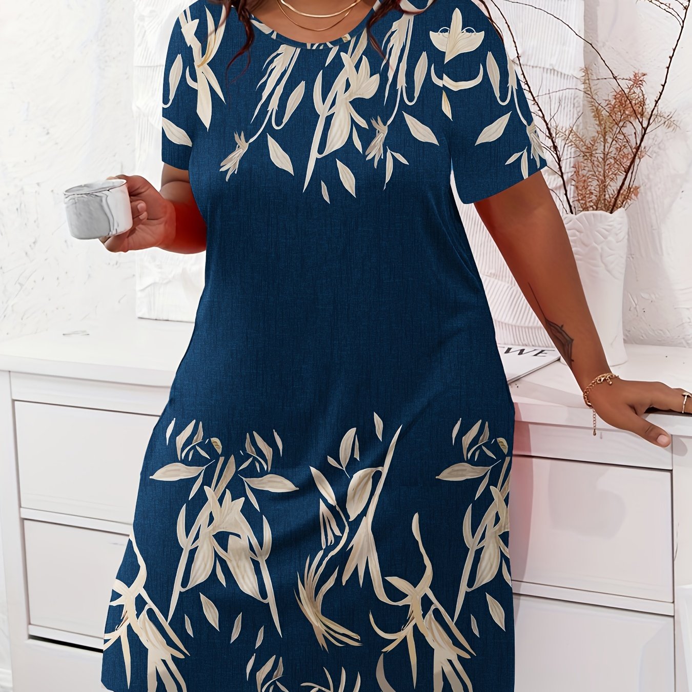 Leaf Print Short Sleeve Round Neck Dress