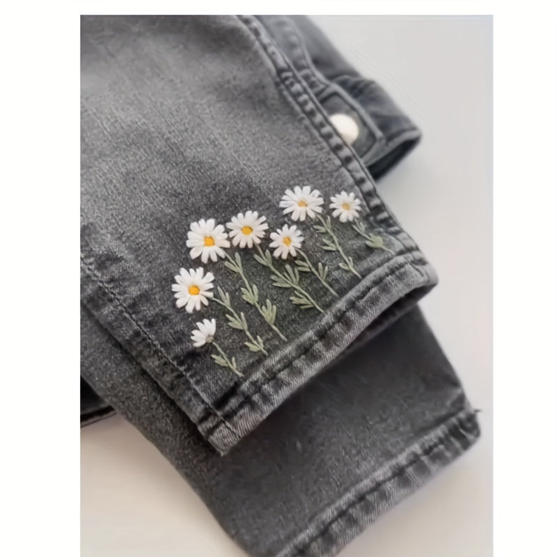 2pcs Daisy Clothes Embroidered Self-adhesive Stickers Needles