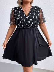  Floral Print Mesh Sleeve Mini Dress