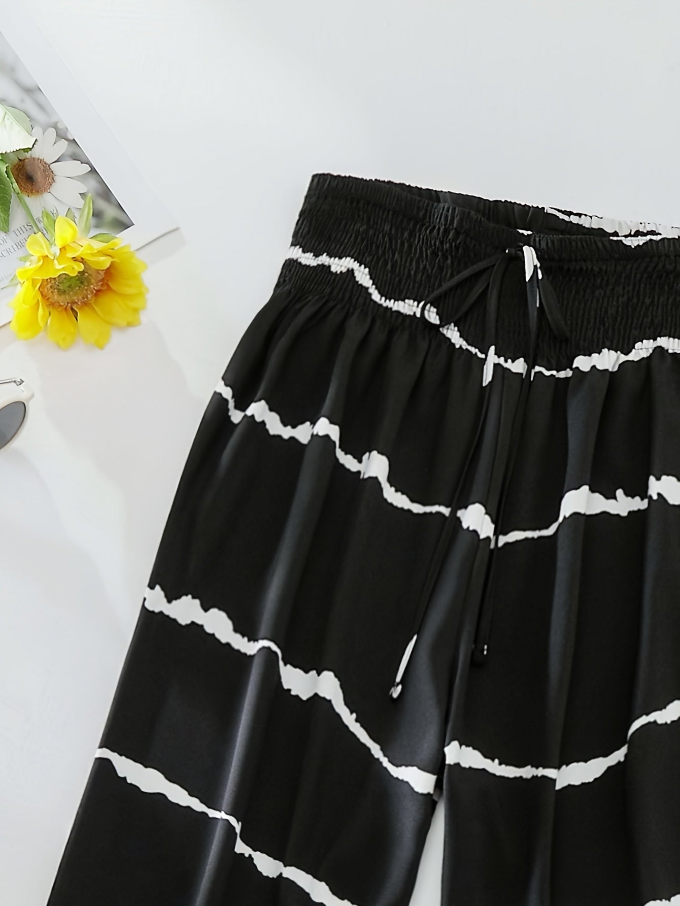  Women's Stripe Print High Rise Wide Leg Trousers