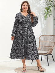 Women's Plus Ditsy Print Long Sleeve V Neck Nipped Waist Dress