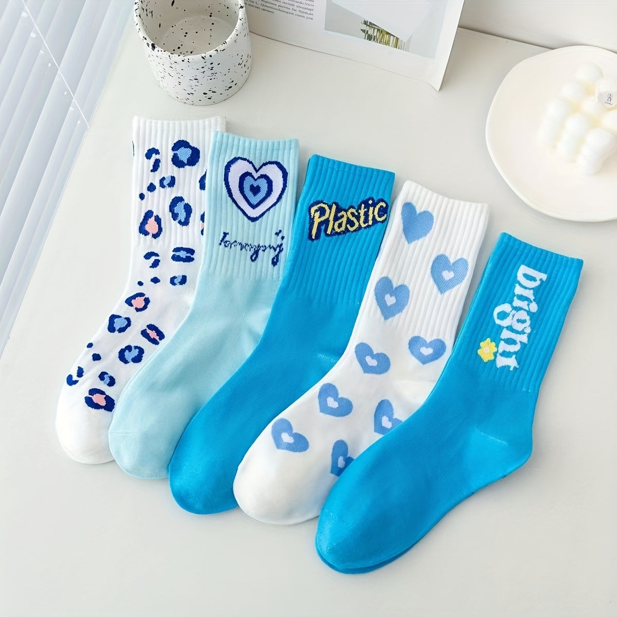 5 Pairs Letter & Heart Print Socks Women's Stockings