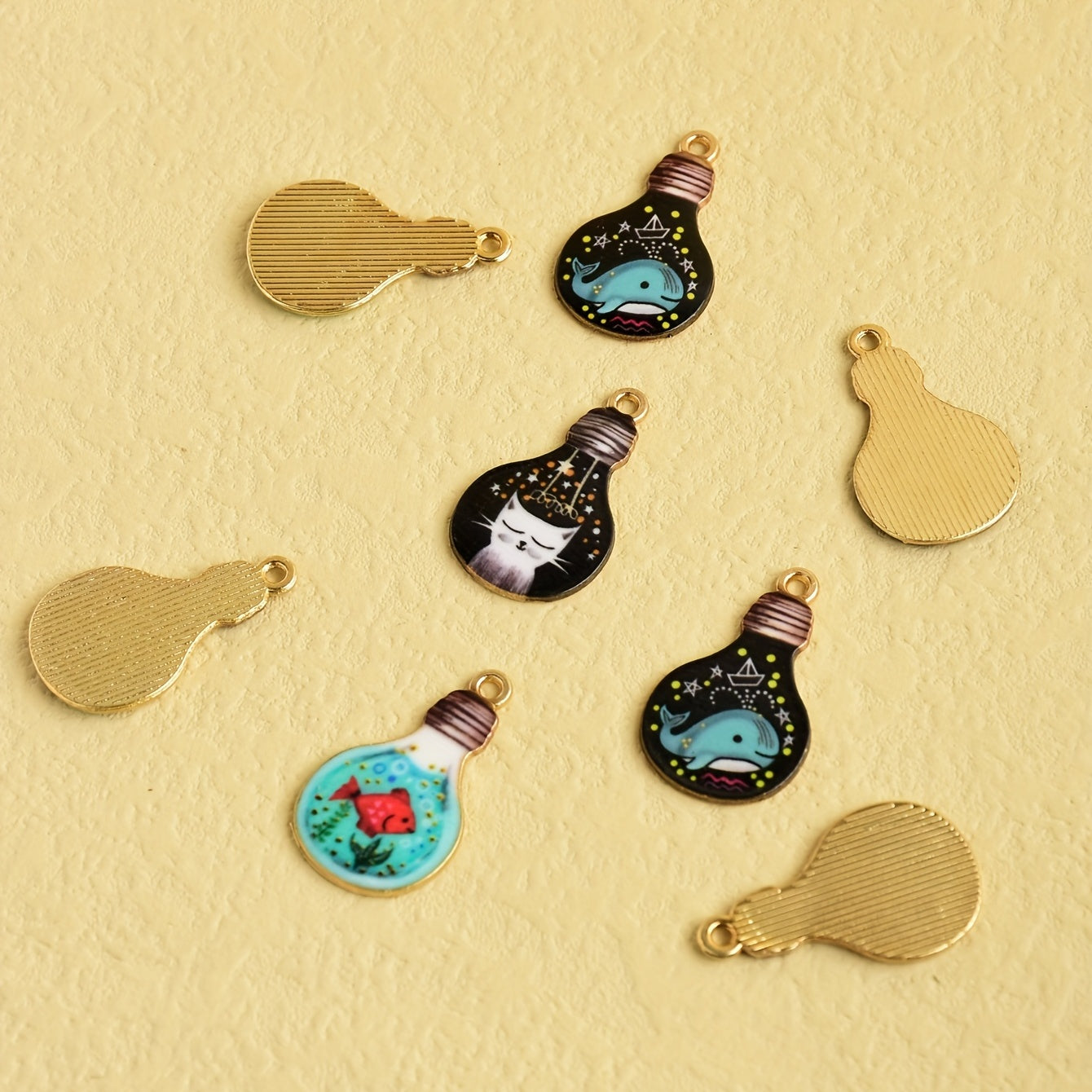 8pcs Goldfish Dolphin Kitten Print Bulb Pendant DIY Jewelry Set