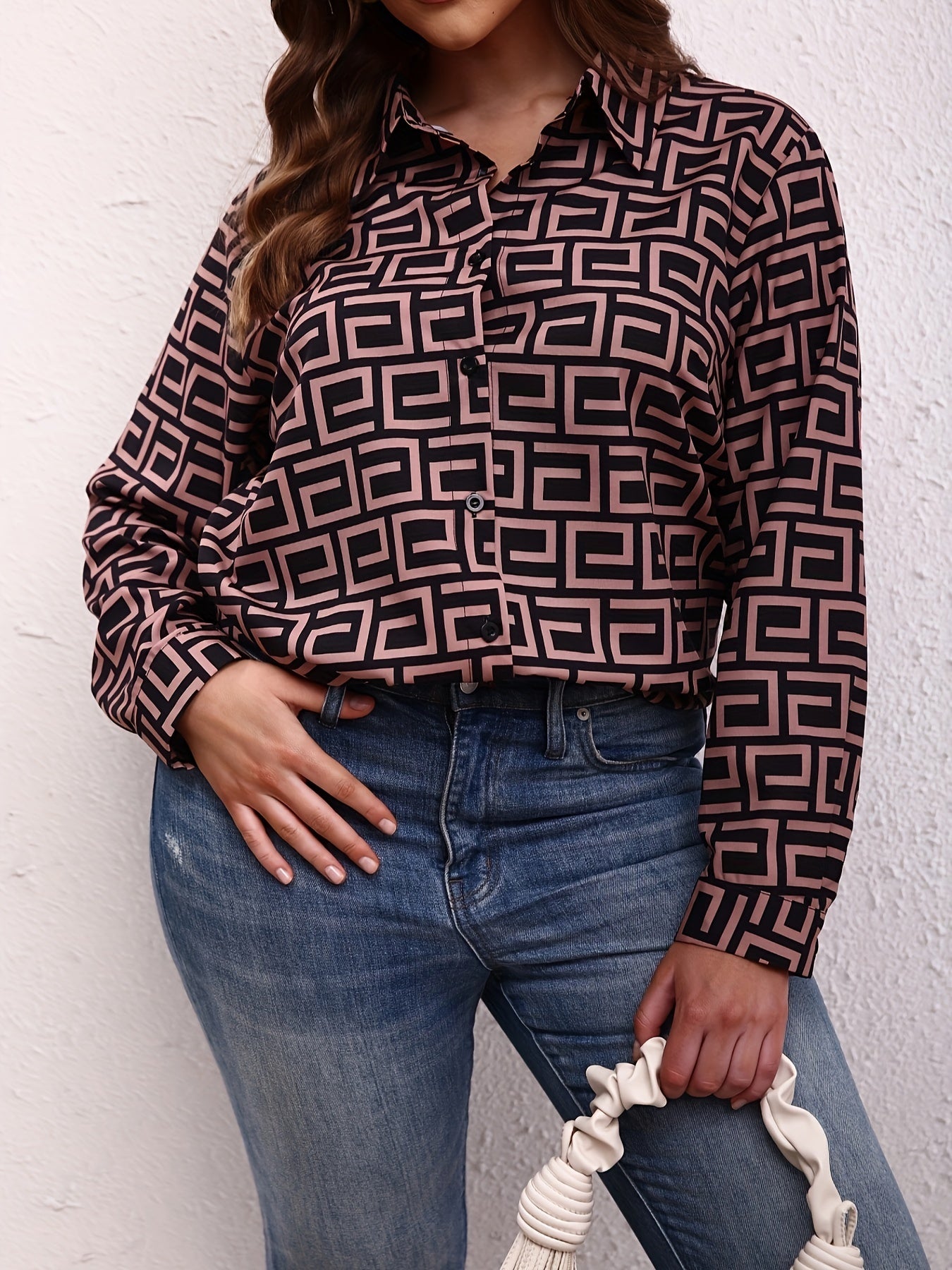  Women's Geometric Print Button Up Blouse