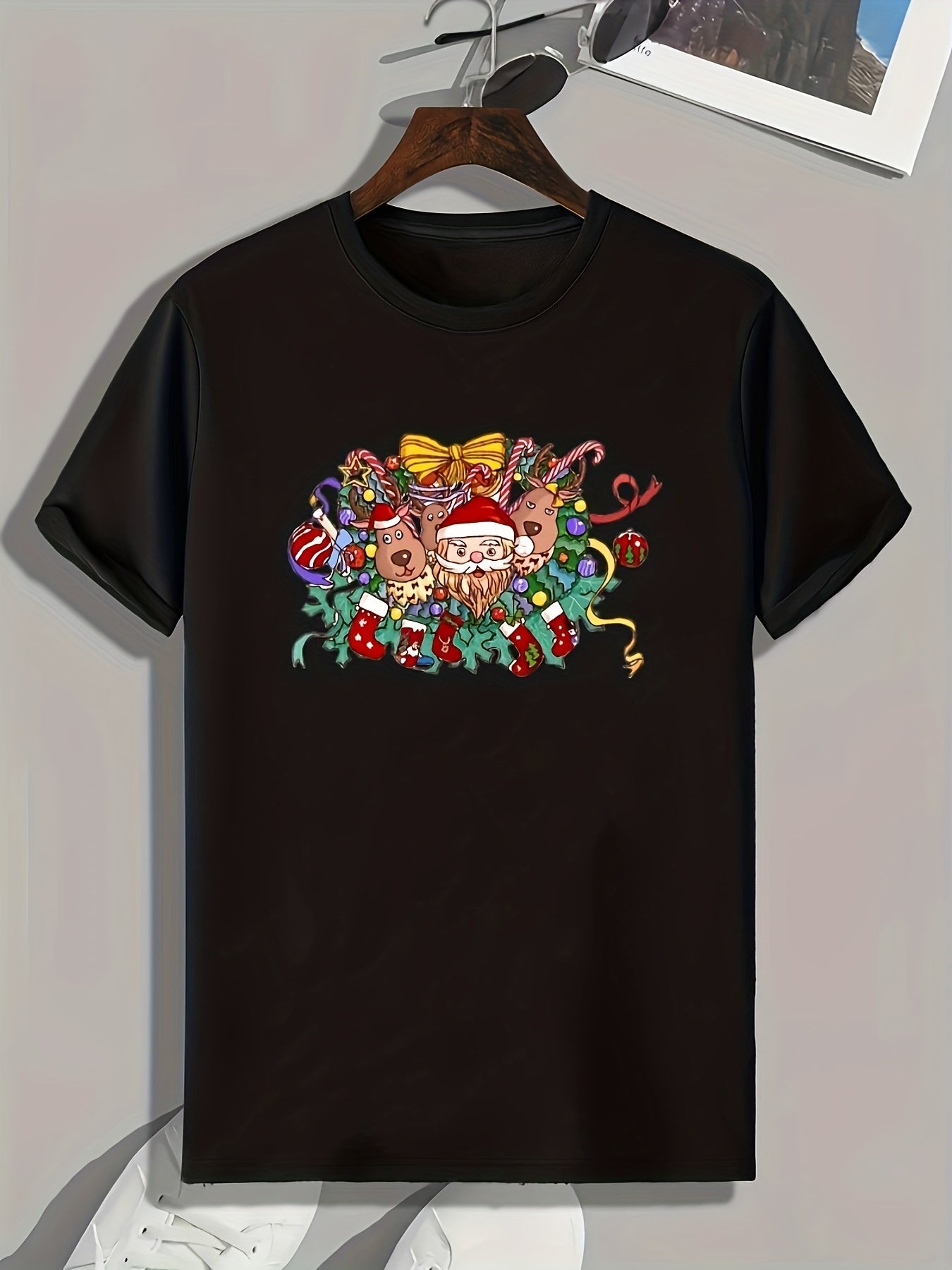 Christmas Element Print Men's Graphic T-shirt for Summer