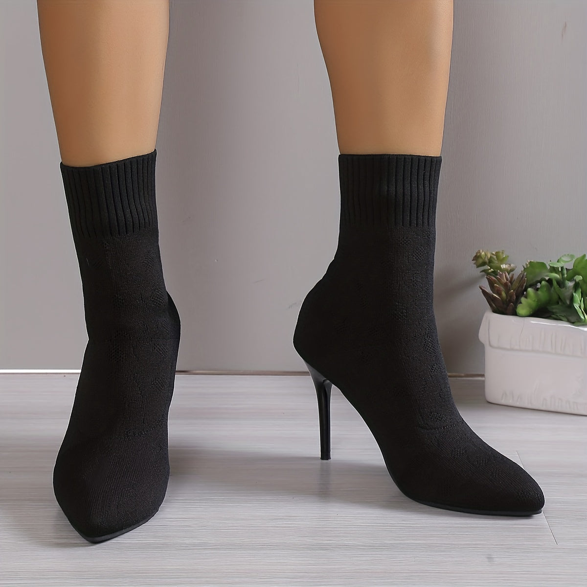 Women's Solid Knit Boots Slim Stiletto Heel Shoes