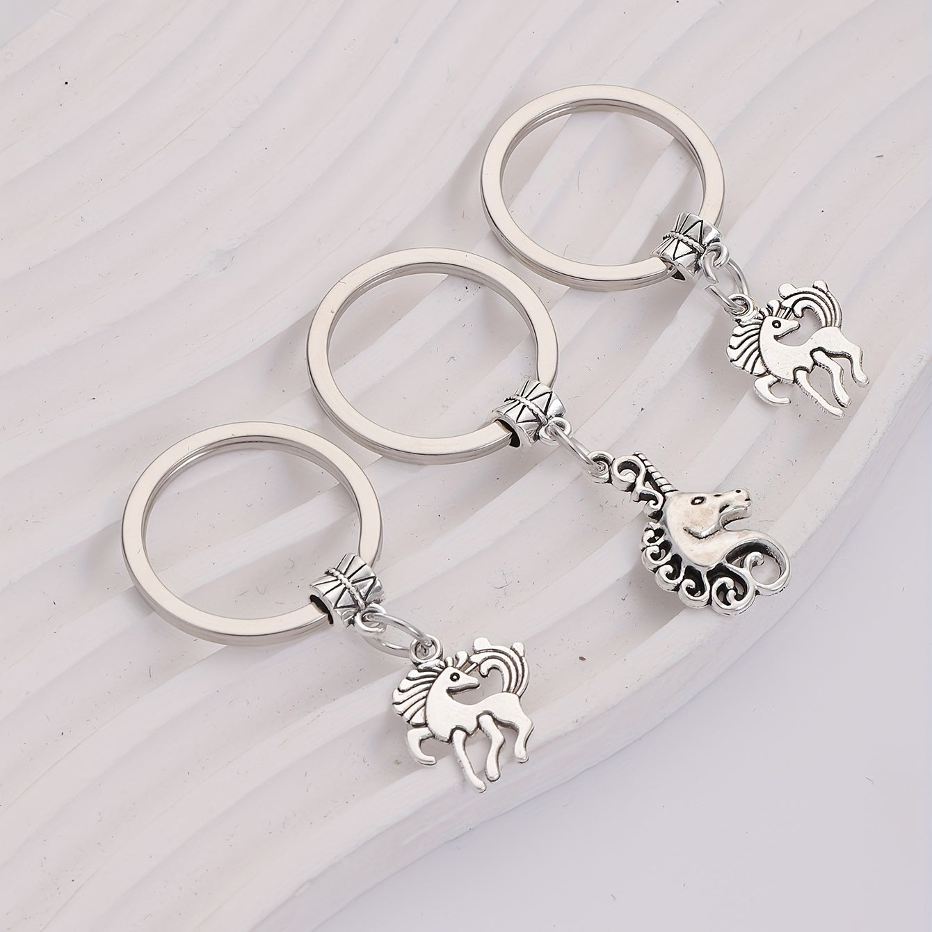 10pcs Alloy Pony Unicorn Keychain Men Business Case Bag Accessories Pendant Gift