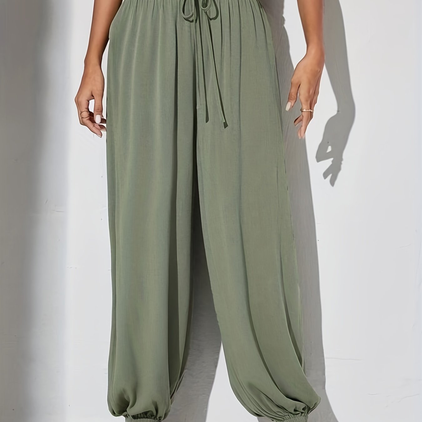 Women's Plus Solid Shirred Waist Drawstring High Rise Joggers