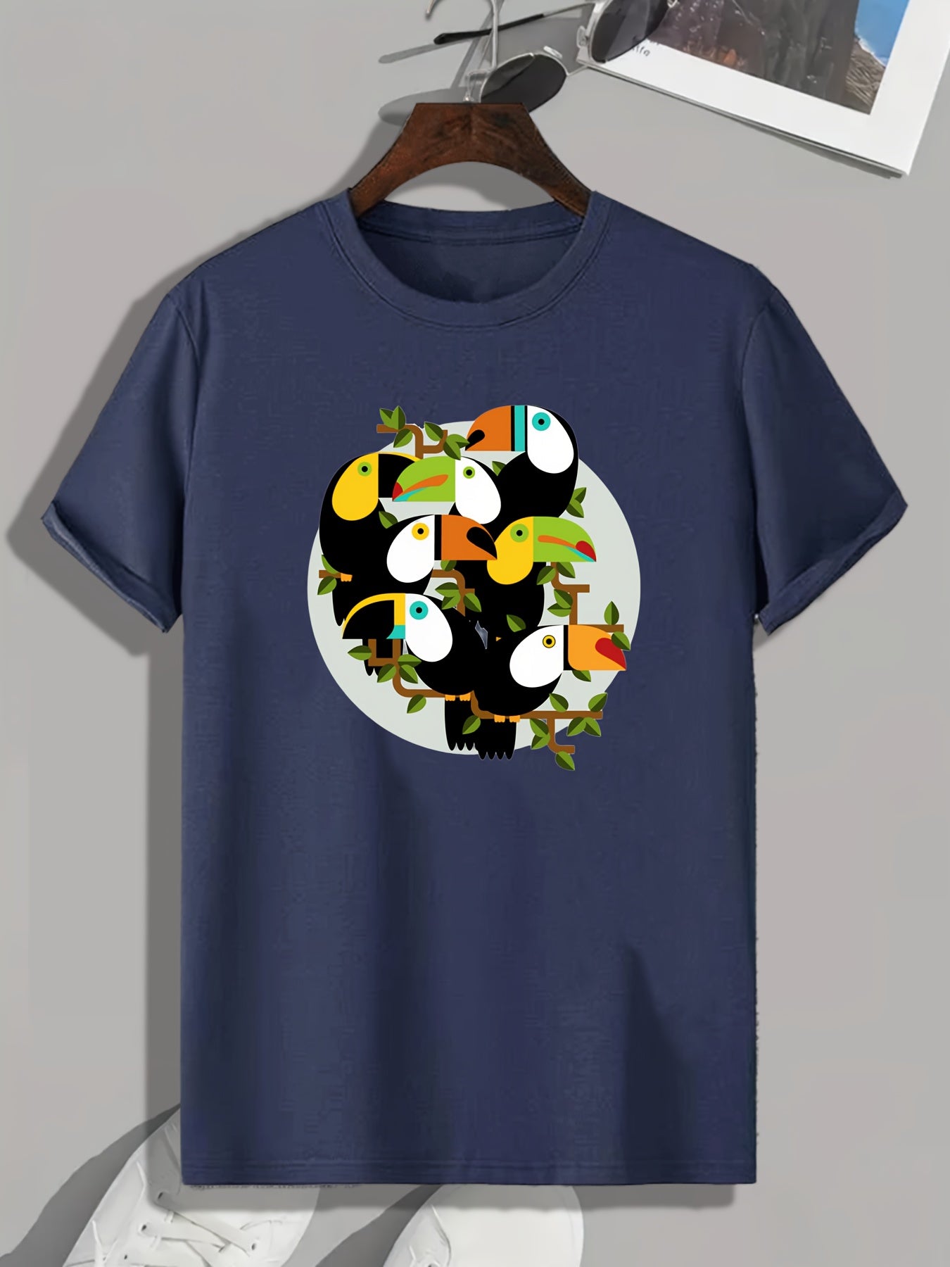 Parrots Print Men's Graphic T-shirt for Summer