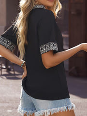  Floral Print Short Sleeve Notched Neck Top