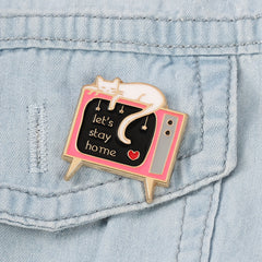 Creative Kitten TV Brooch Enamel Pin Anti-Exposure Waist Backpack Accessory