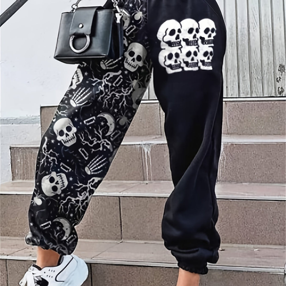 Women's Plus Skull Print Medium Stretch Tapered Leg Pants