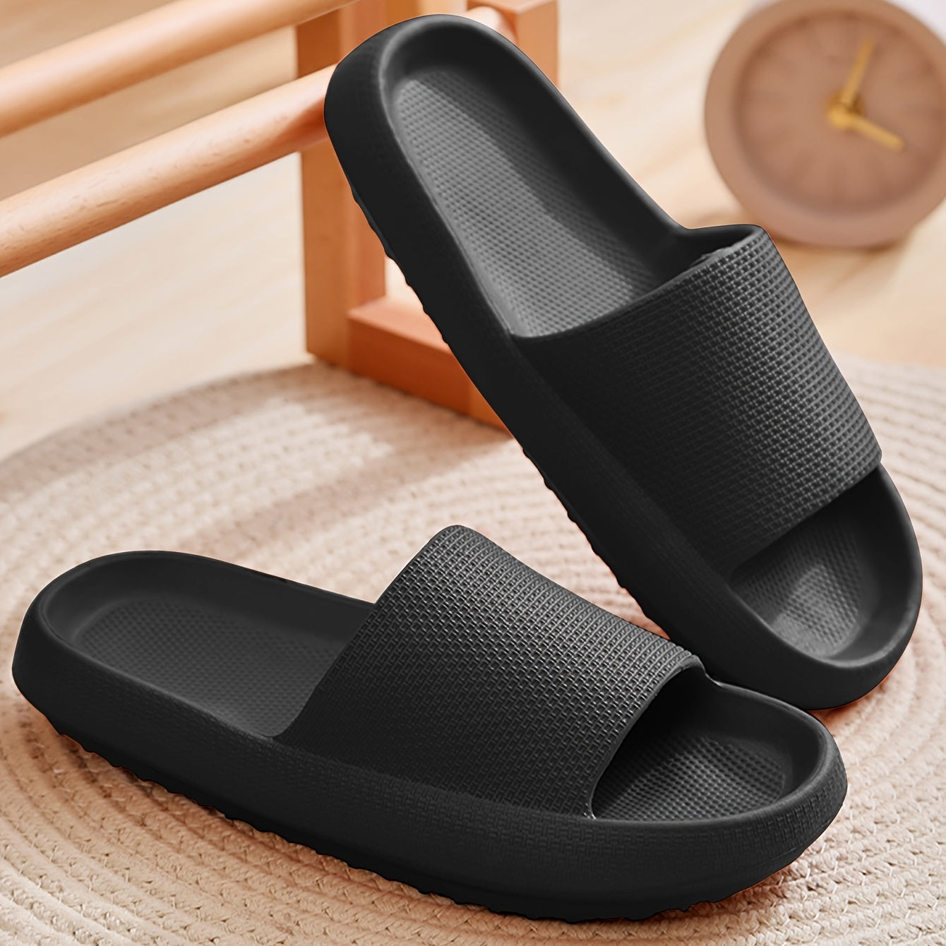 Men's Cloud Slides Lightweight Slippers Indoor Outdoor Shower