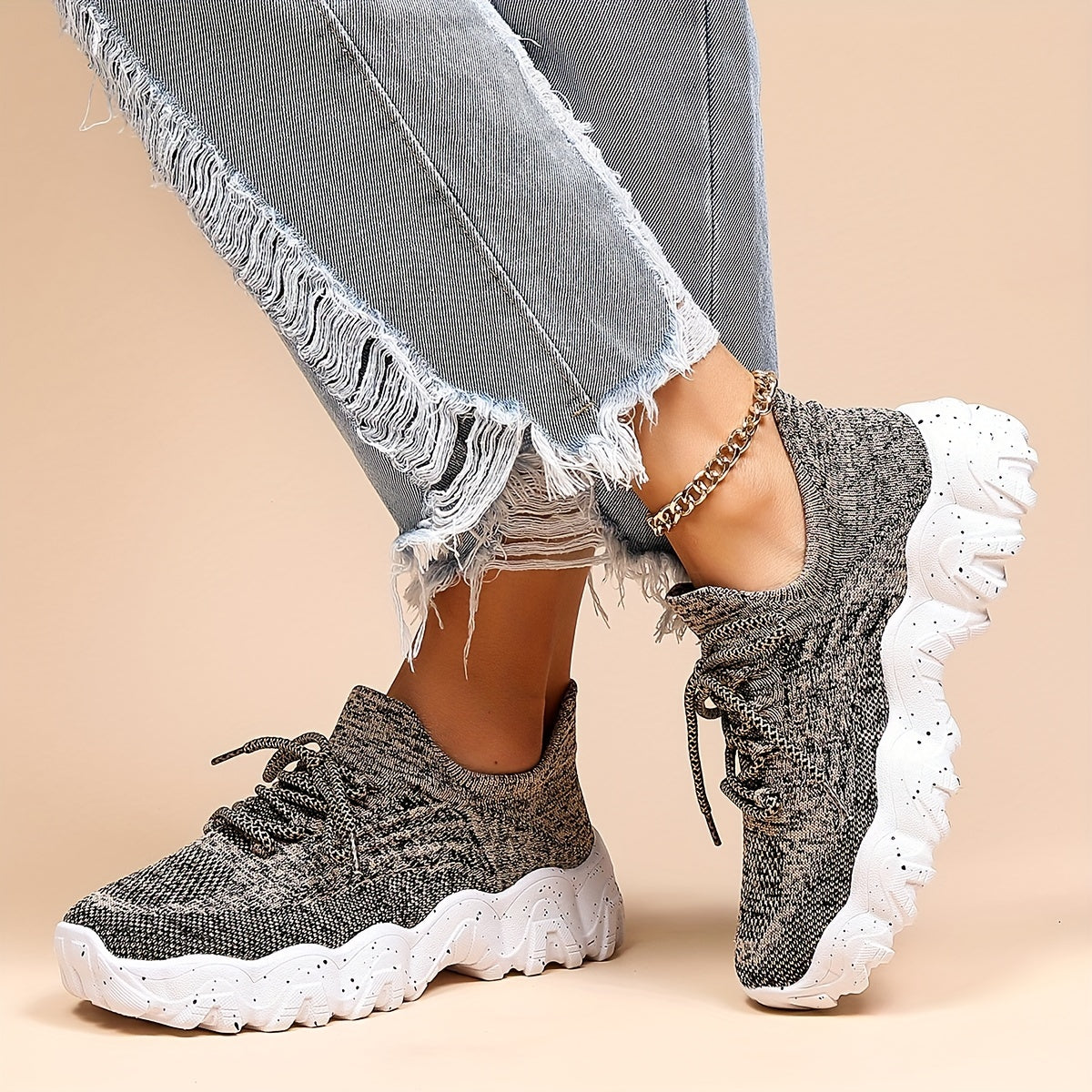 Breathable Shockproof Sports Shoes Lightweight Non slip Travel Walking Shoes