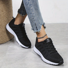 Women's Breathable Low Top Running Shoes Light And Comfortable