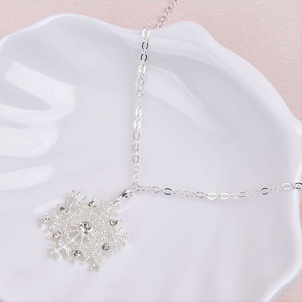 3pcs Silver Snowflake Necklace & Earrings Set