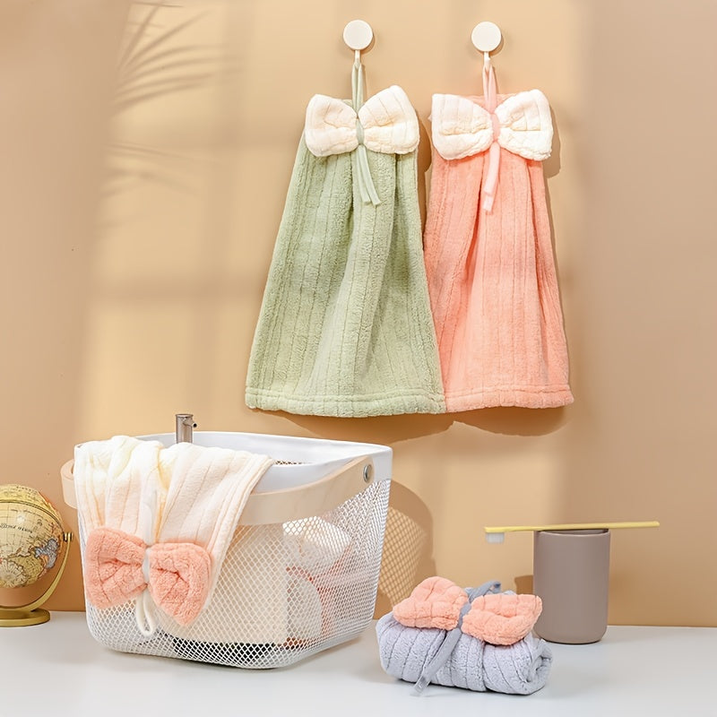 2pcs Hanging Fingertip Towel Coral Fleece Absorbent Soft Towel
