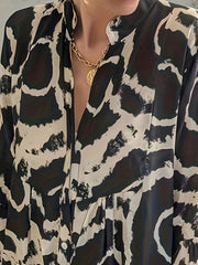  Casual Dress Random Print Button Up Bell Sleeve V Neck Smock Dress