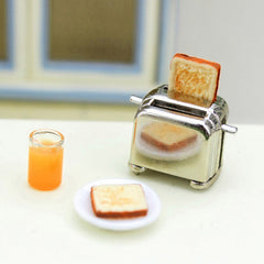 Miniature Dollhouse Bread Maker Set with 2 Bread Loaves
