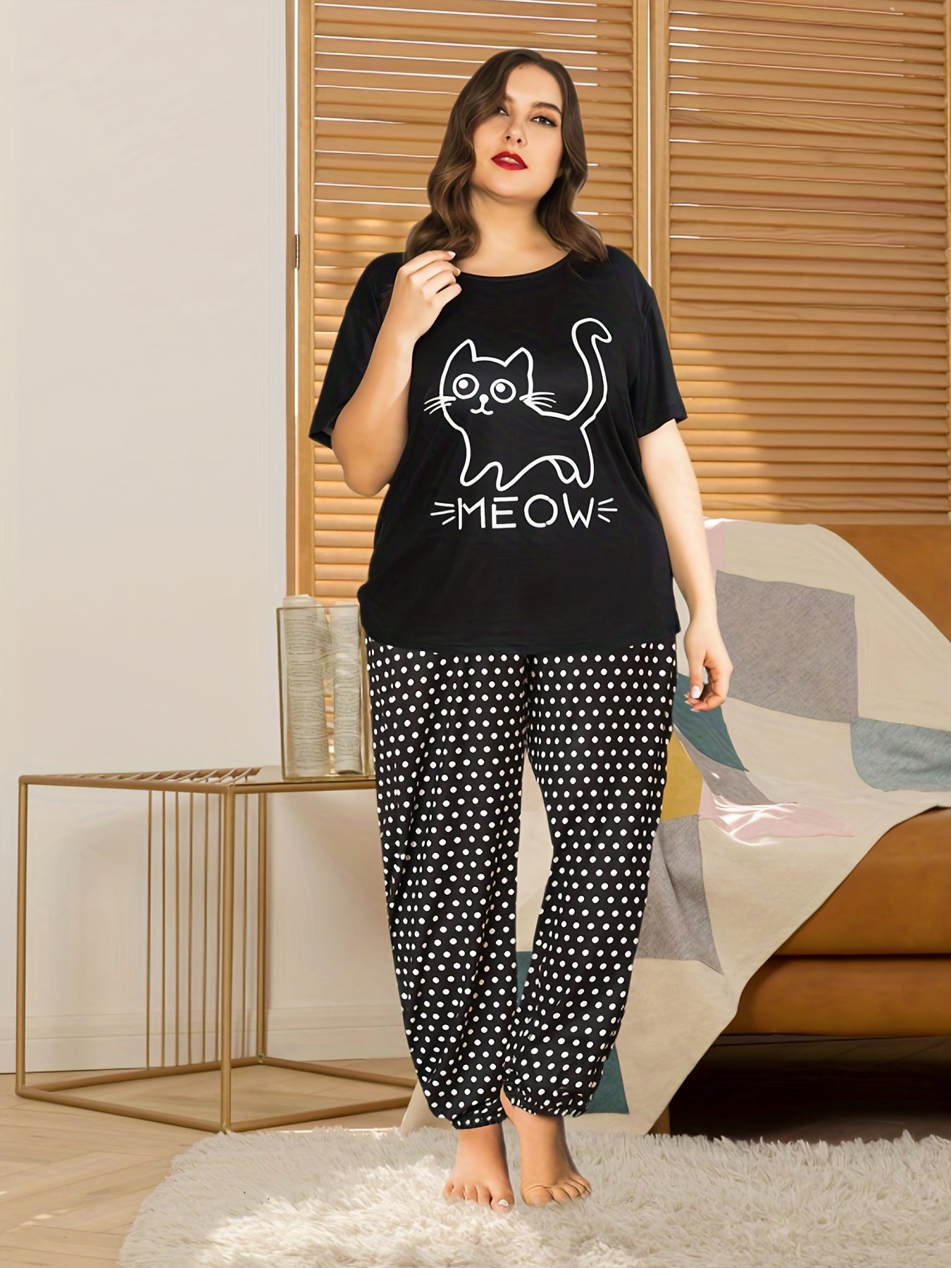 Cat Print Short Sleeve T-shirt & Dot Print Pants Pajama Set