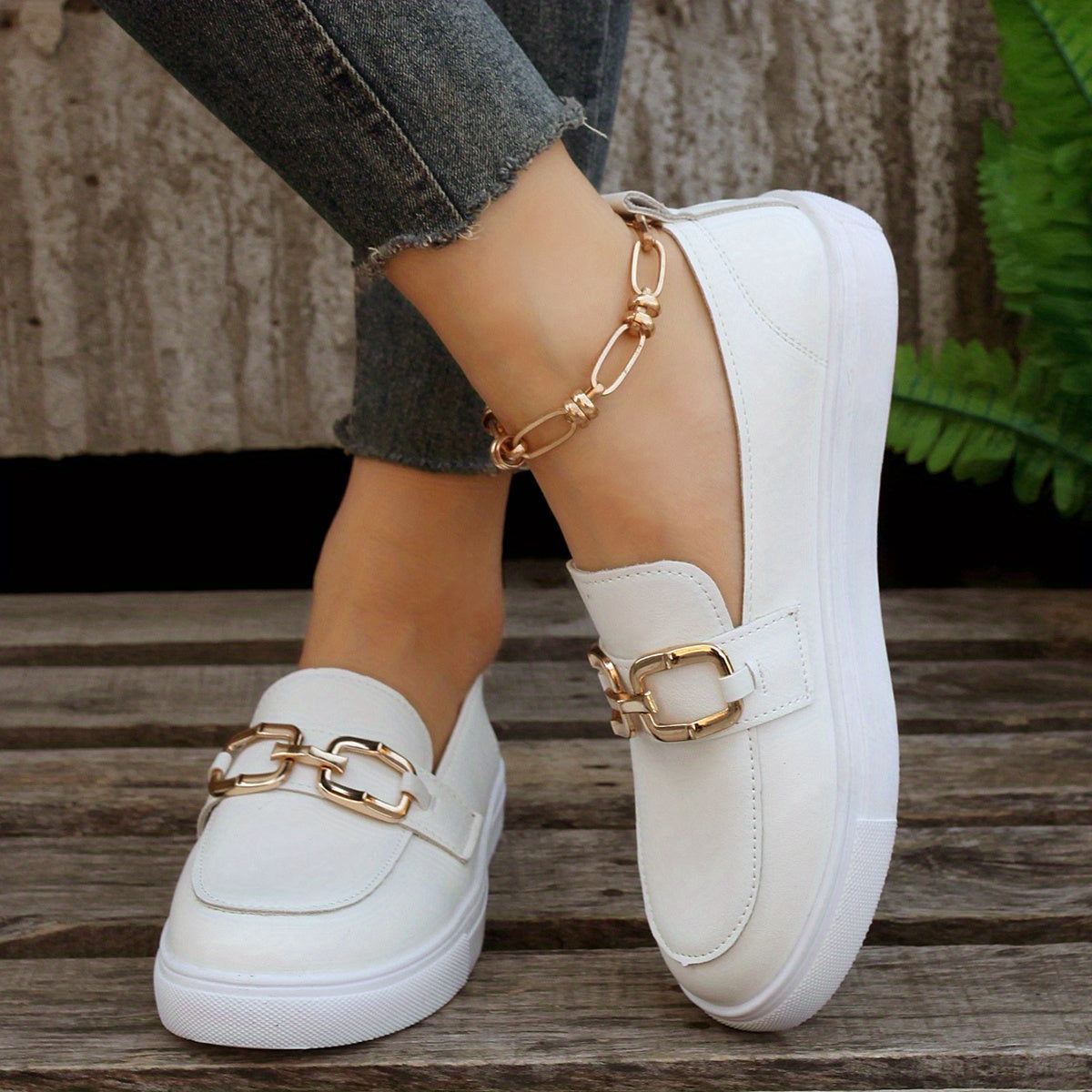 Women's Buckle Decor Flat Slip On Loafers
