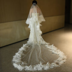 Romantic Bridal Veil with Comb and Long Train Wedding Accessory
