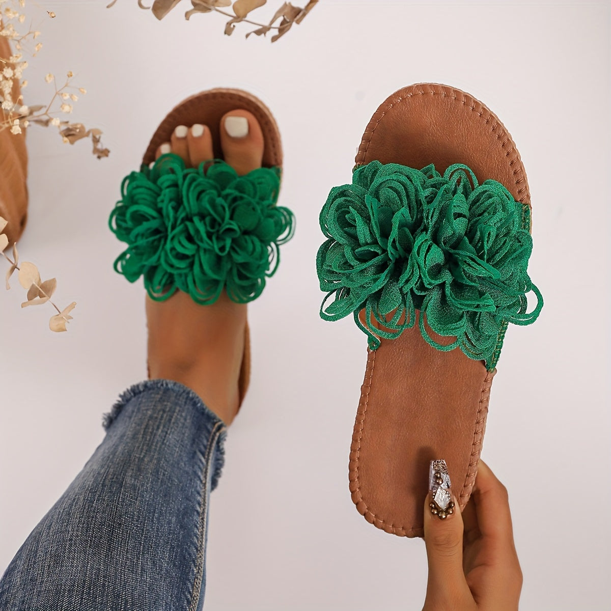 Women's Flat Slide Sandals Lightweight Slip On Shoes