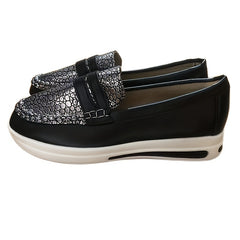 Women's Platform Slip-on Loafers Round Toe Soft Sole Shoes