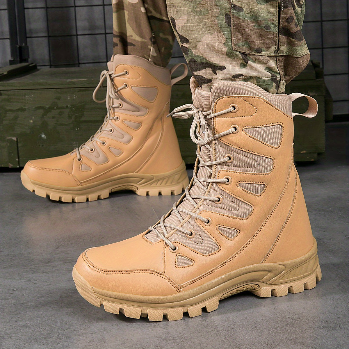 Men's Combat Boots Casual Lace-up Hiking Outdoor Shoes