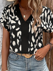  Geometric Print V Neck Short Sleeve Blouse