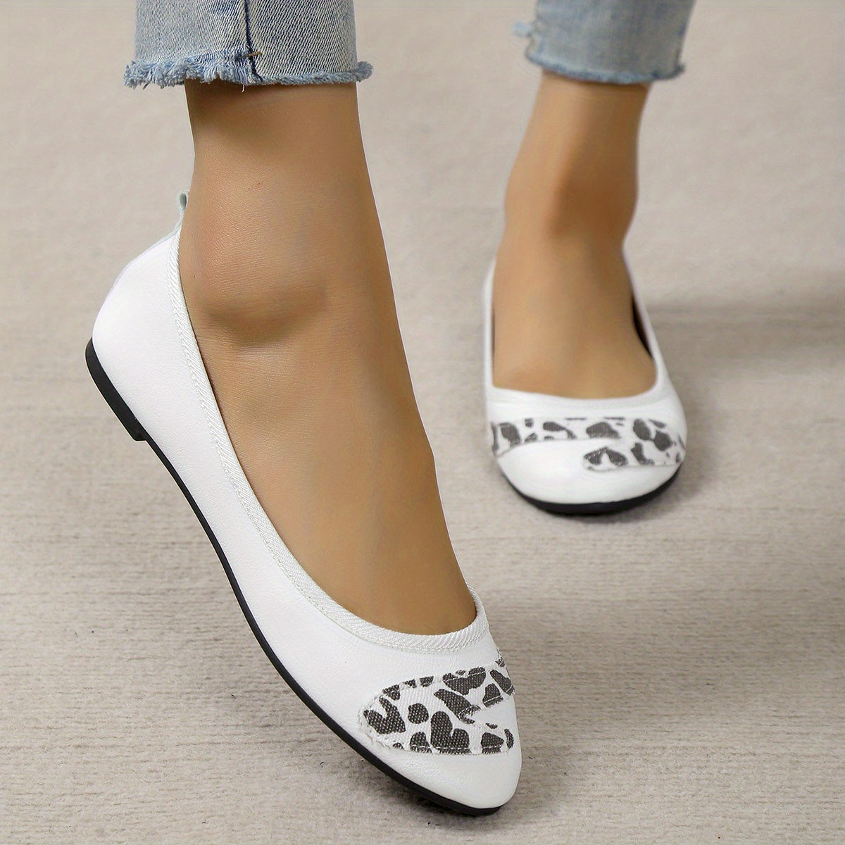 Women's Leopard Print Flat Shoes Soft Sole Slip On Ballet Flats