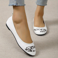 Women's Leopard Print Flat Shoes Soft Sole Slip On Ballet Flats