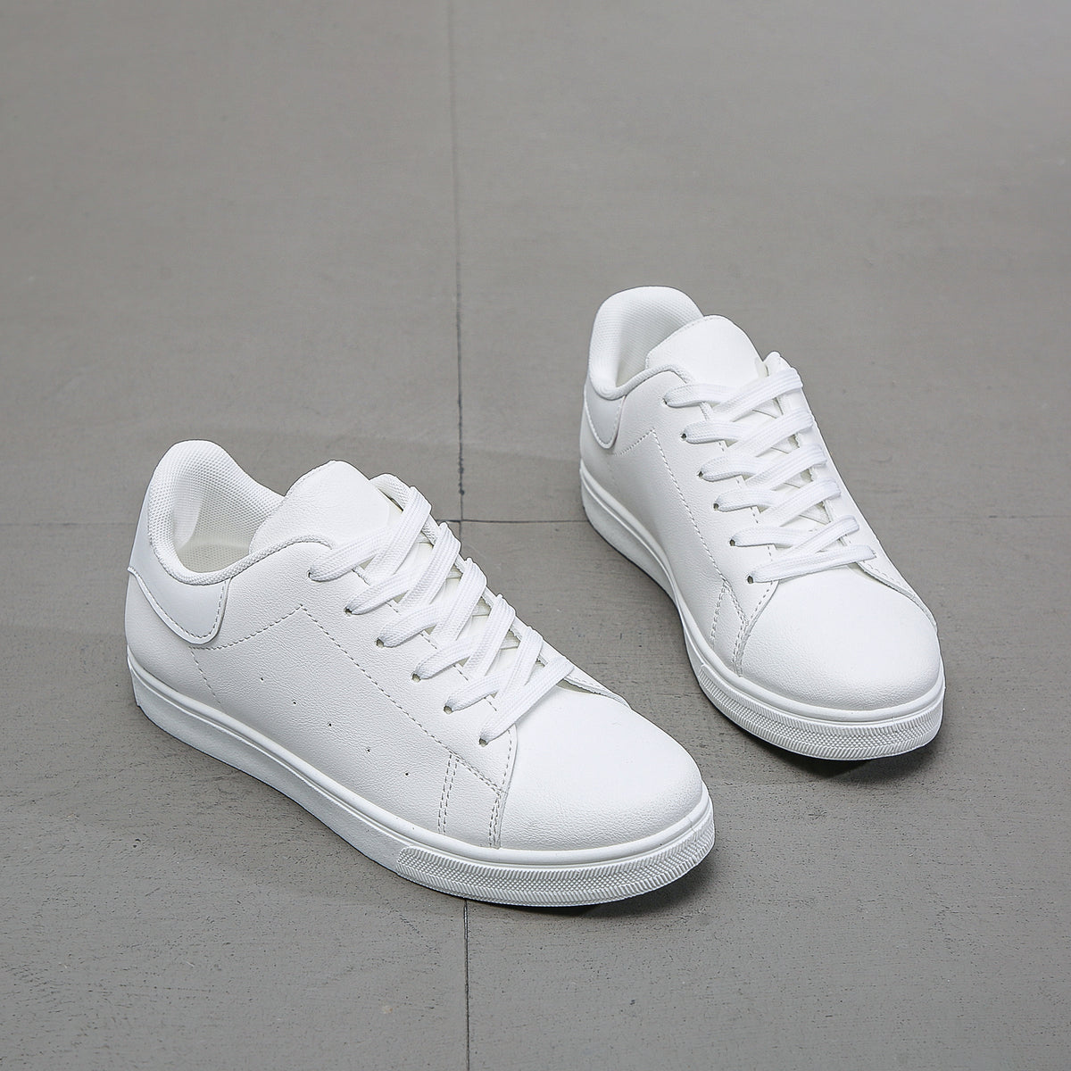 Women's Flat Lace-Up Walking Shoes Casual Faux Leather Sneakers