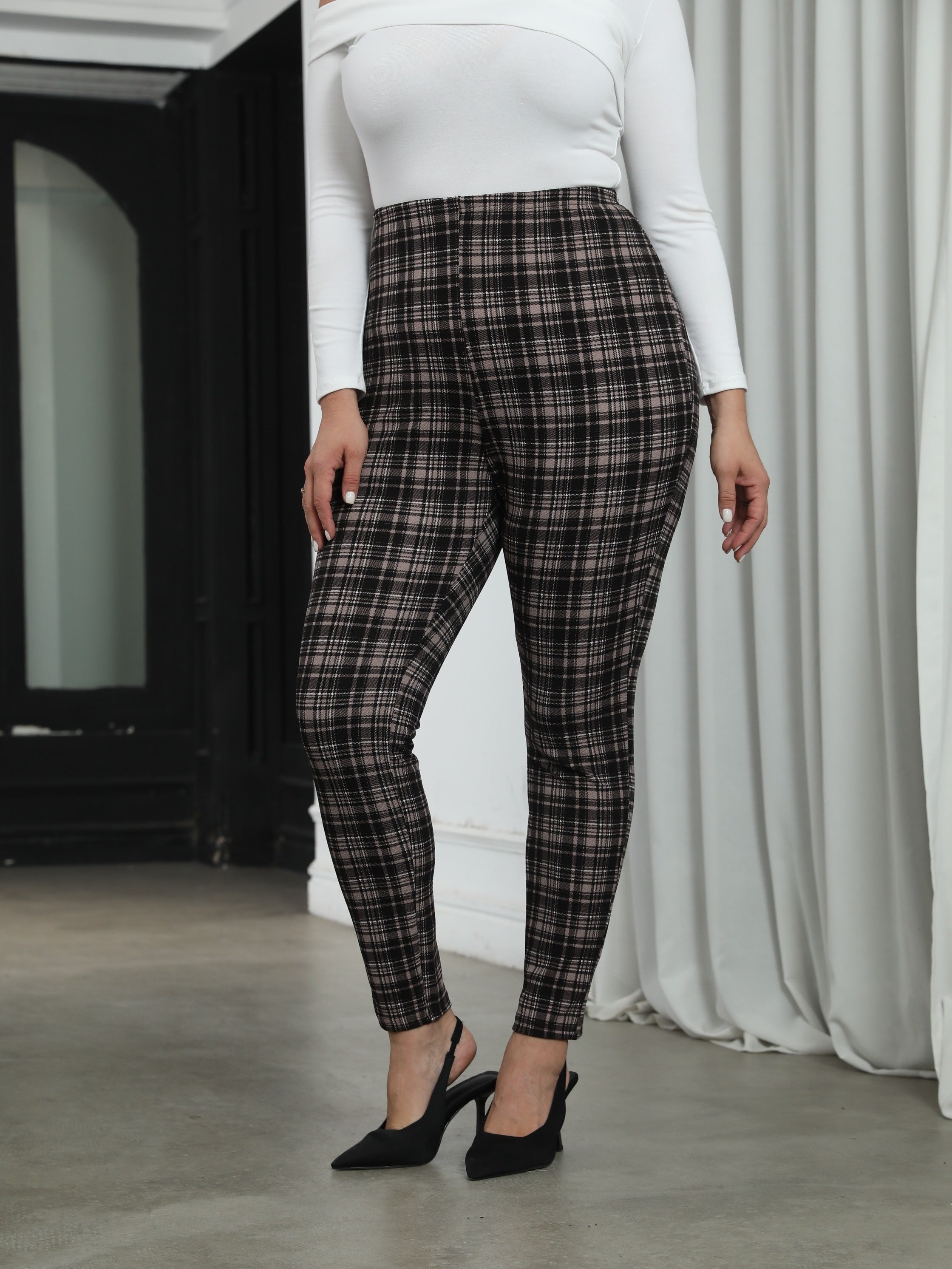  Plaid Print High Rise Skinny Trousers