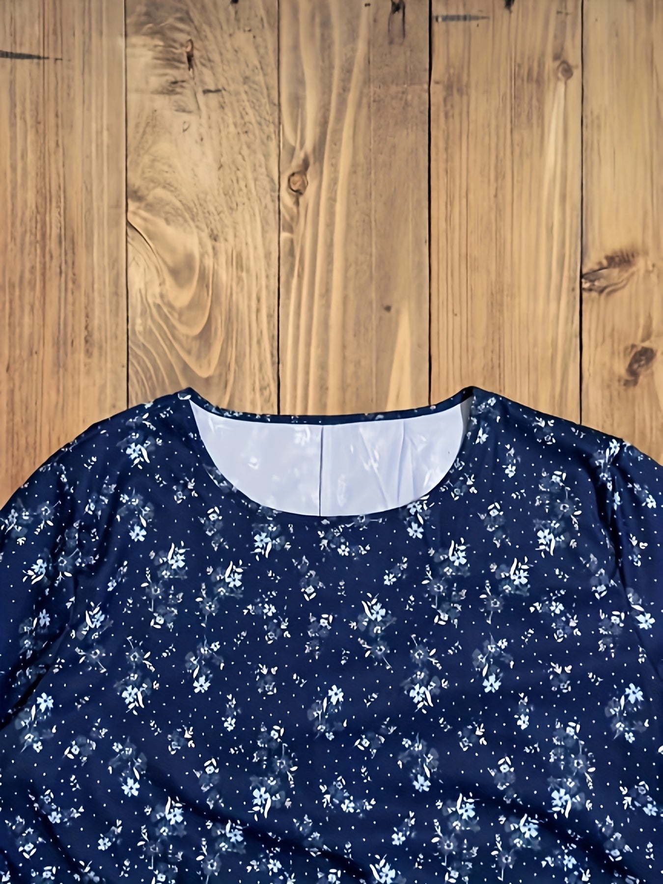  Ditsy Floral Print Long Sleeve Maxi Dress