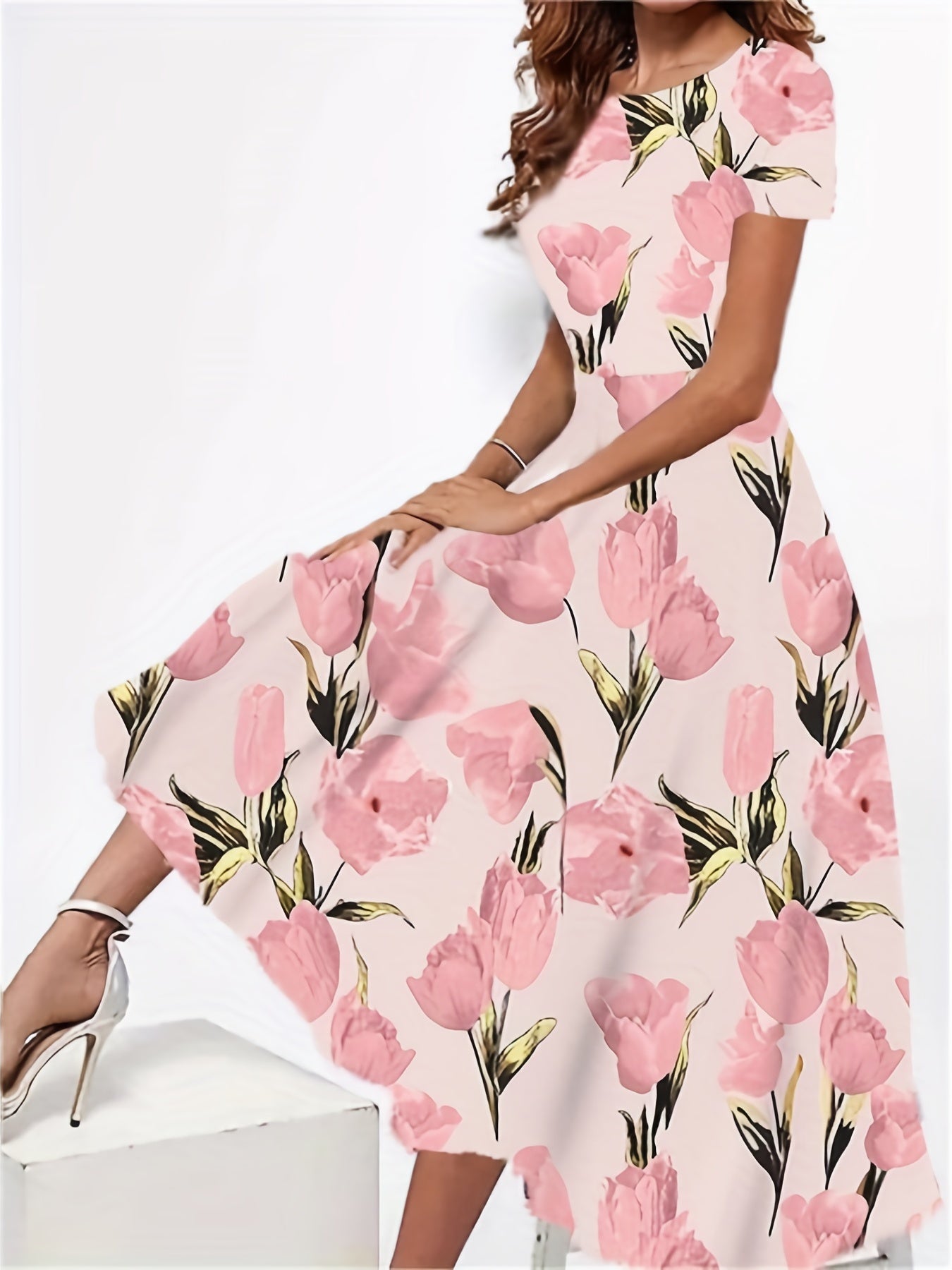 Women's Plus Floral Print Short Sleeve Midi Dress