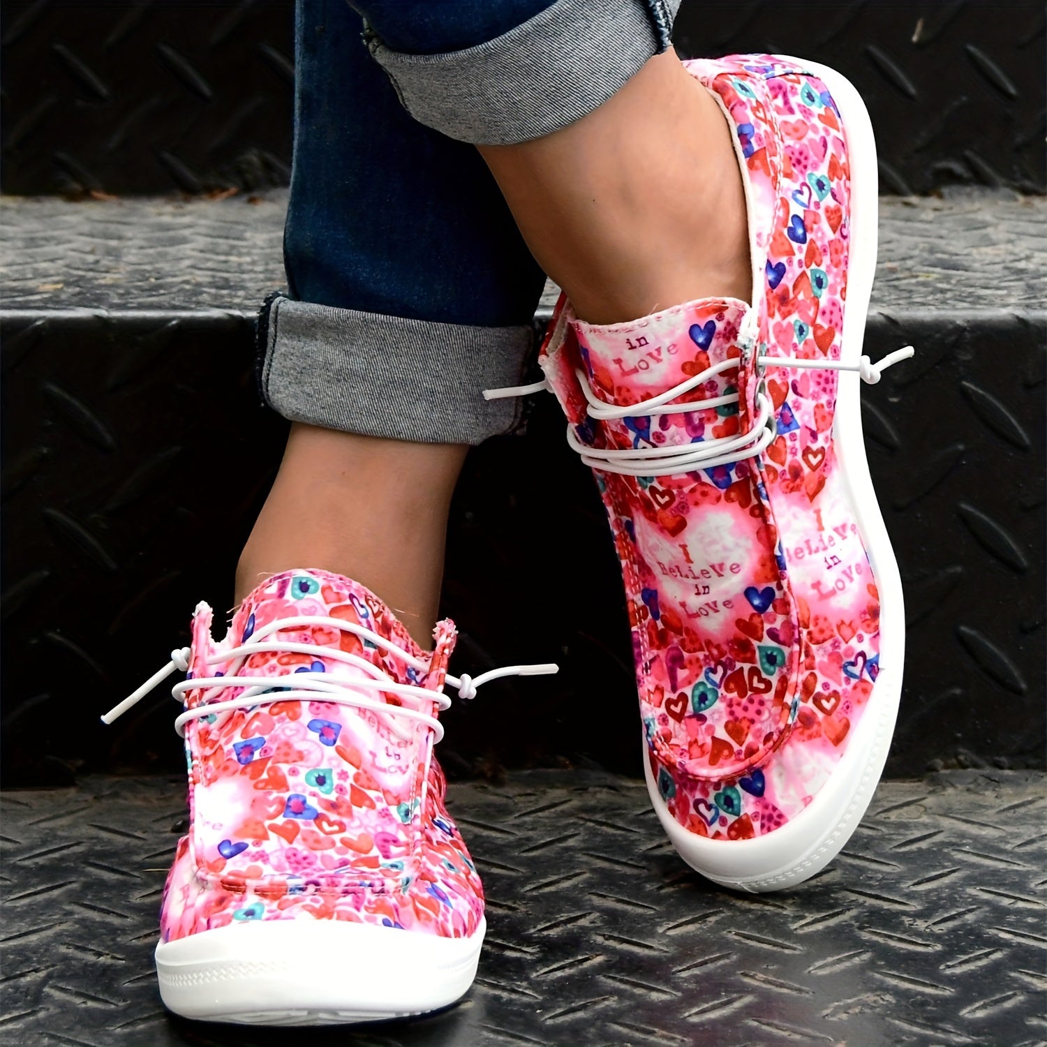 Pink Love Heart Pattern Flat Sports Sneakers Lightweight Comfortable Shoes