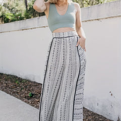  Wide Leg Geometric Print Pants with Pockets