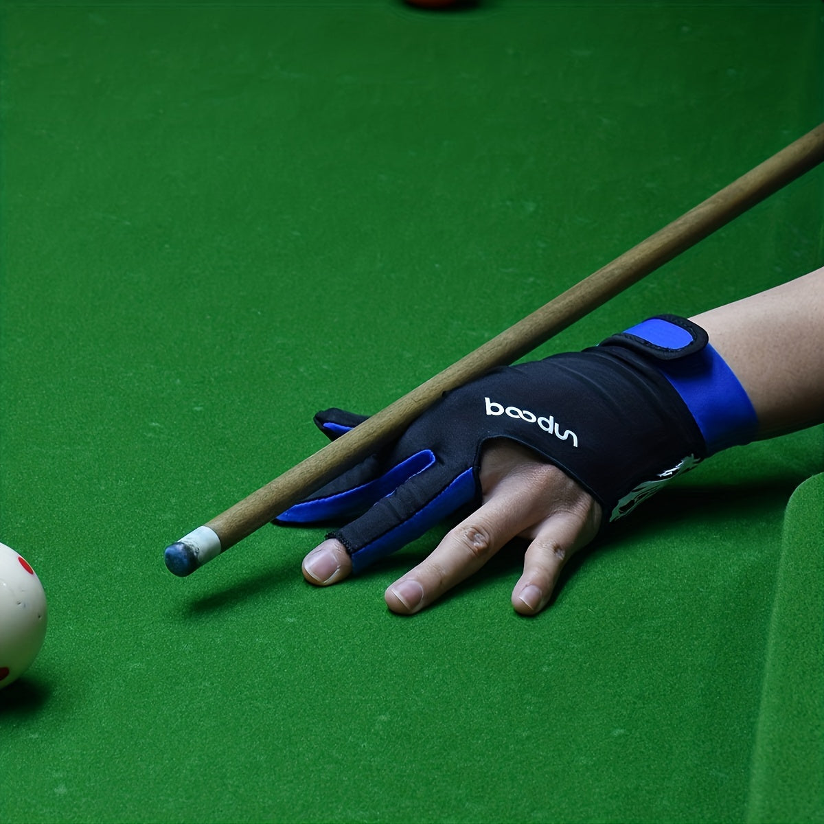 3-Finger Billiard Glove for Men and Women