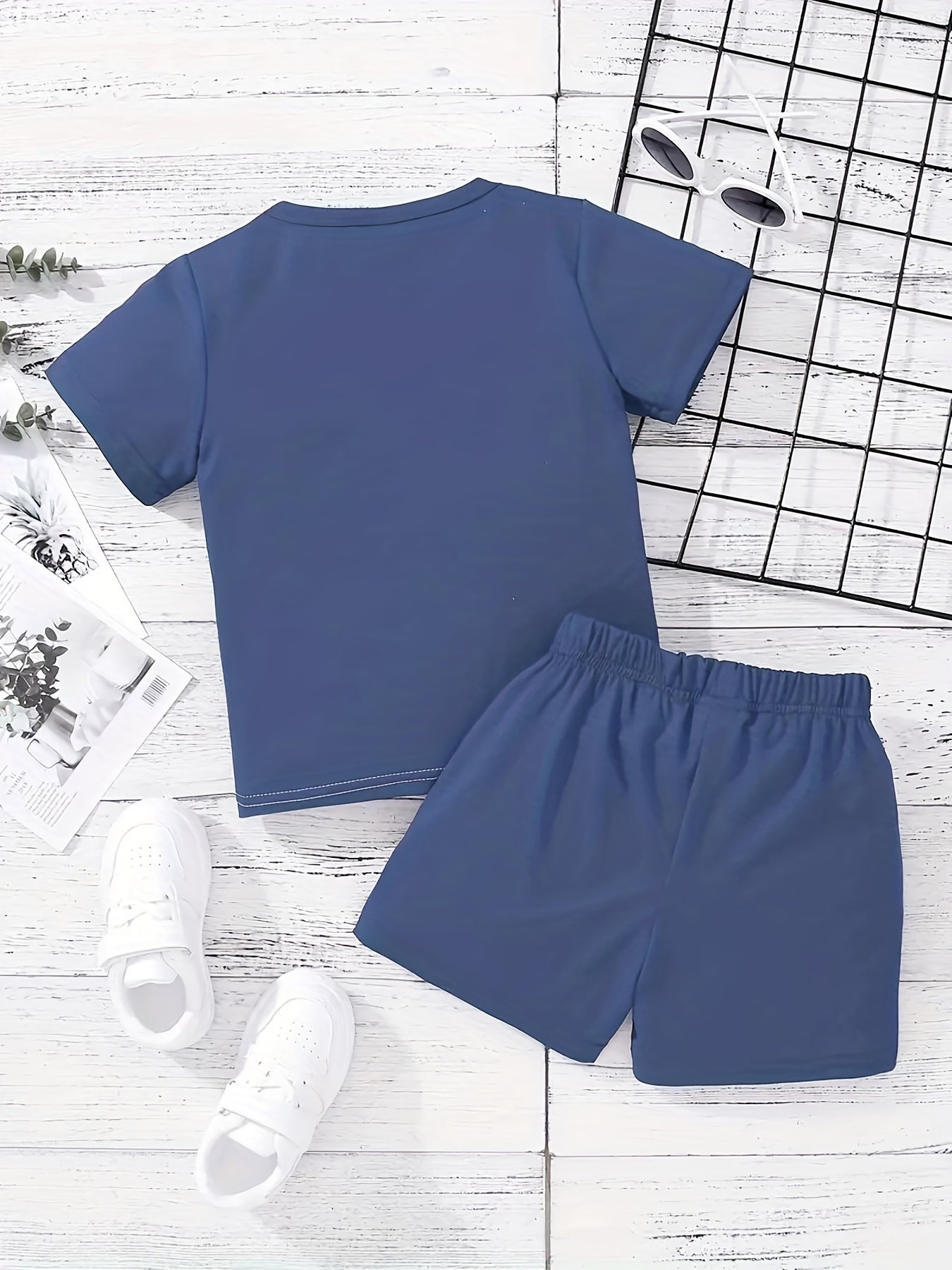 Boys Casual Block & Letter Graphic Print Short Sleeve T-shirt & Shorts Set