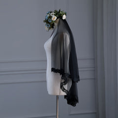 Romantic Floral Bridal Veil with Lace Trim for Brides