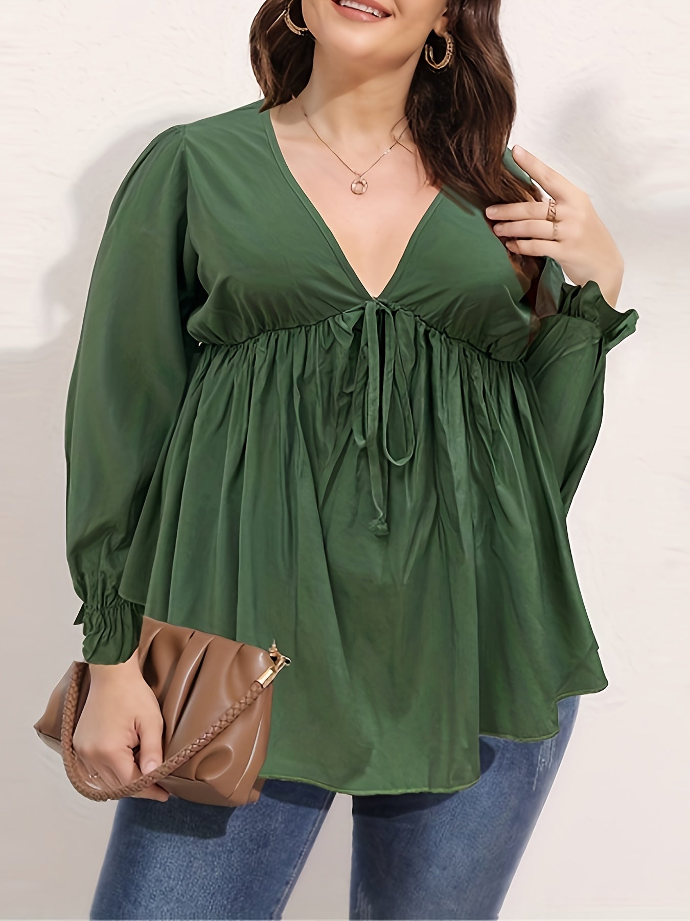  Women's Ruched Long Sleeve V Neck Top