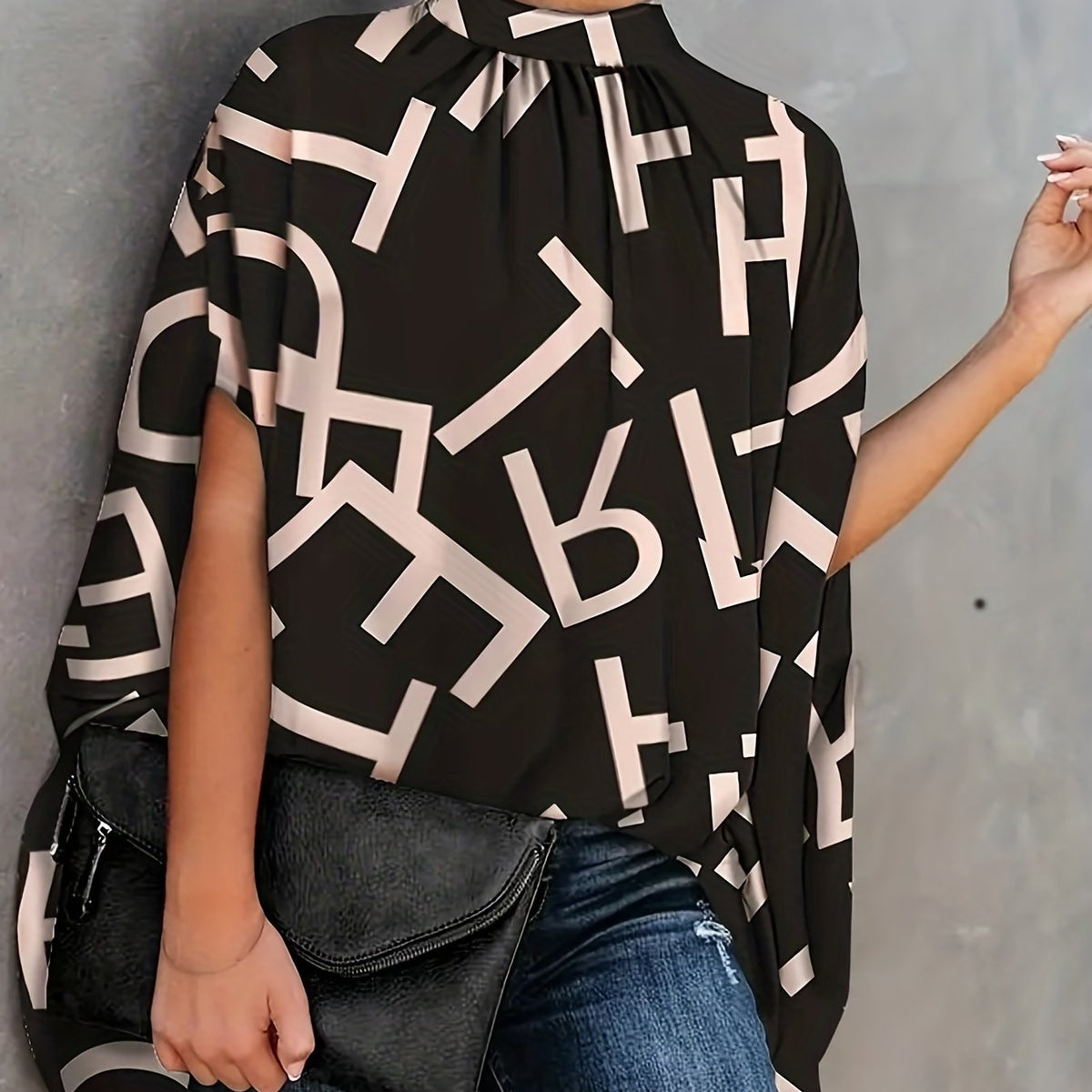  Women's Letter Print Bat Sleeve Blouse