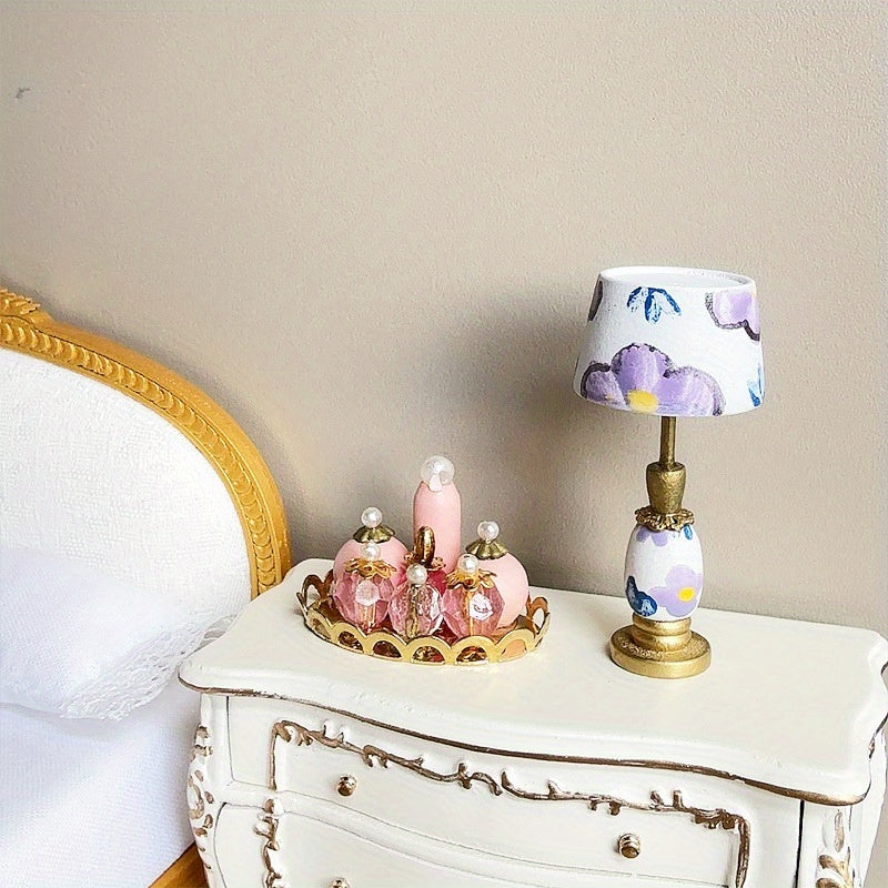 1:12 Dollhouse Mini Model Antique Desk Lamp Bedside Lamp Photo Props