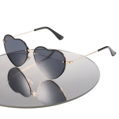Large Frame Heart Sunglasses UV400 Polarized Eyewear Women's Metal Glasses
