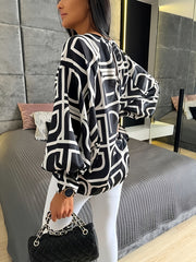  Geometric Print Lantern Sleeve Round Neck Top
