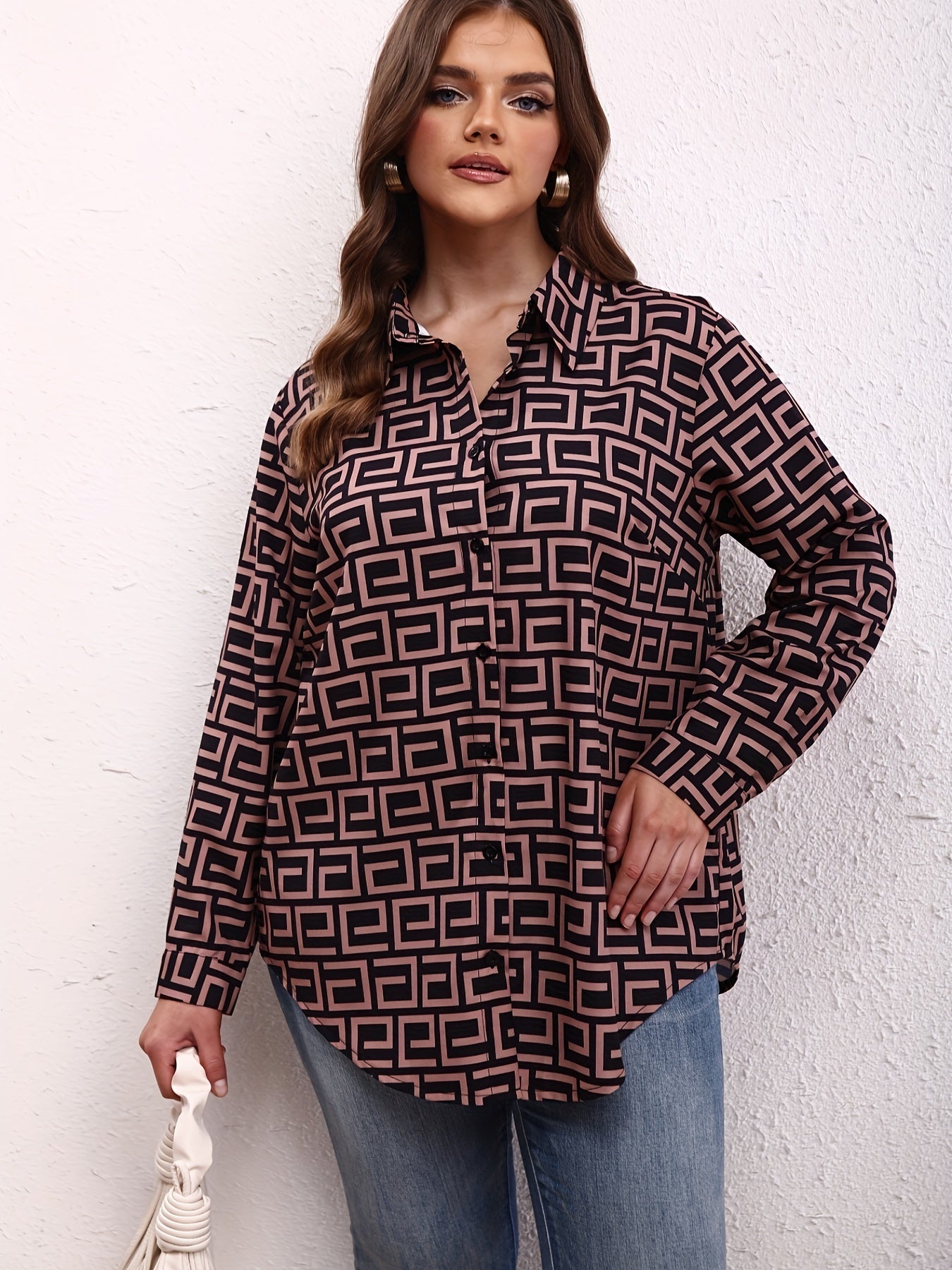  Women's Geometric Print Button Up Blouse