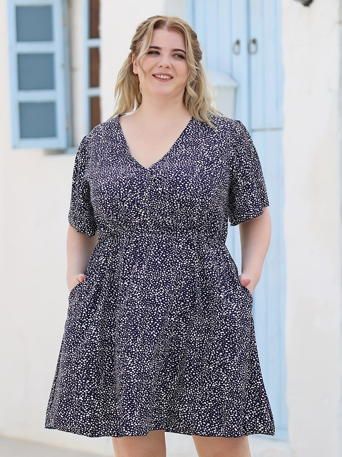  Dot Print V Neck Dress With Pockets