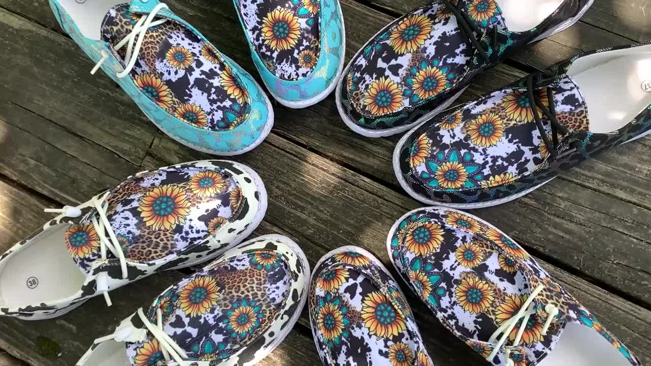 Floral & Cow Printed Slip On Canvas Shoes Low Round Toe Non slip Flat Shoes