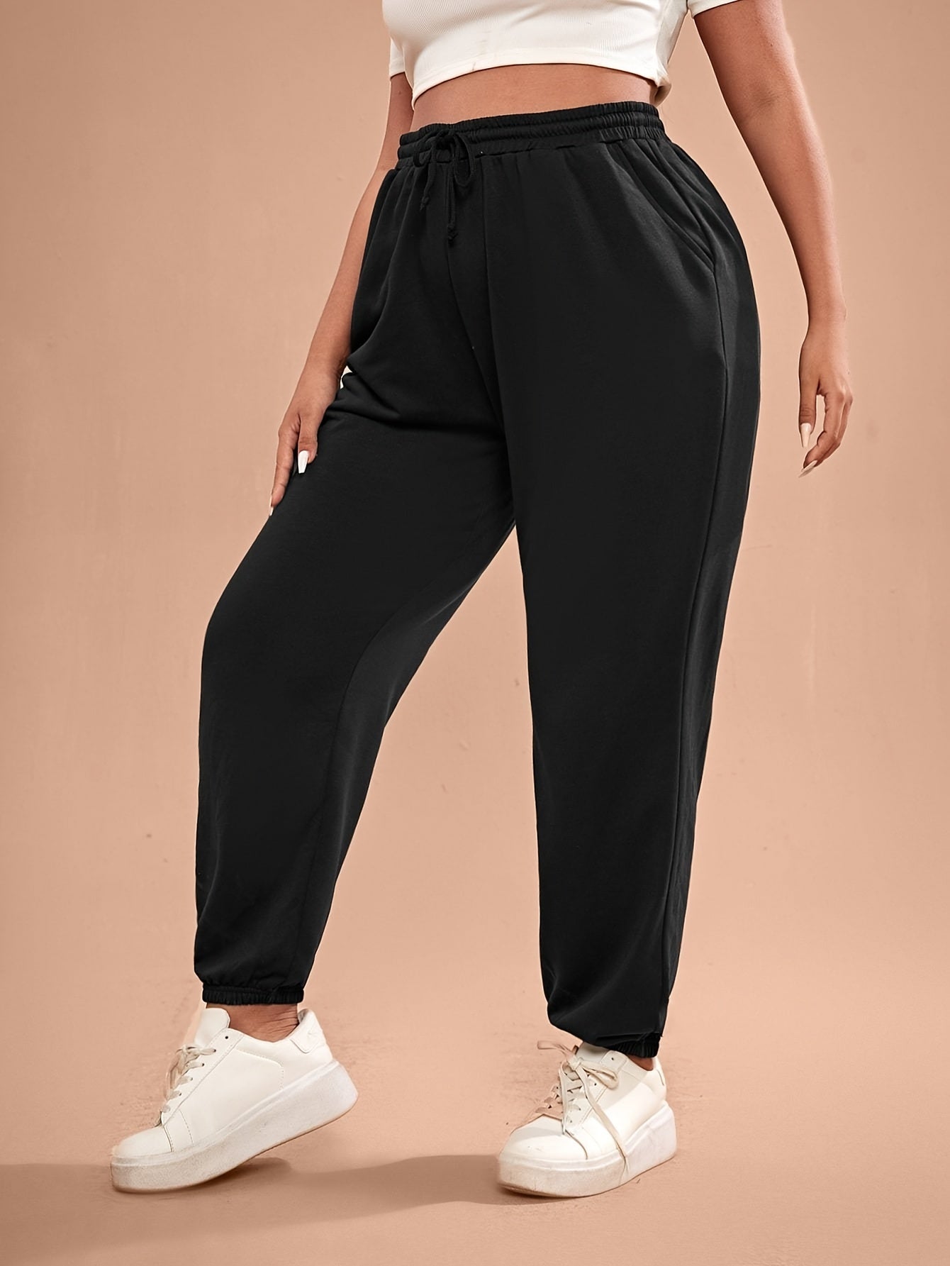  Women's Solid Tie Front Joggers